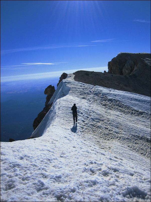 2006-07-08 Hood (33) Me running back to summit